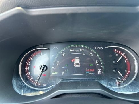 Used 2024 Toyota RAV4 XLE FWD image 24
