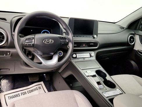 Used 2023 Hyundai Kona SE w/ Cargo Package FWD image 12