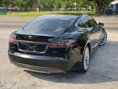 Used 2013 Tesla Model S Performance image 6