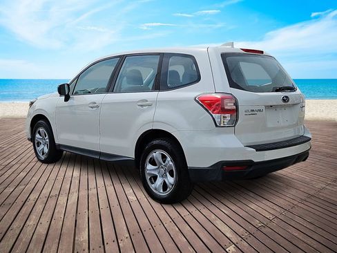 Used 2018 Subaru Forester 2.5i AWD/4WD image 6