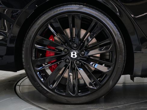 Used 2024 Bentley Flying Spur W12 image 46