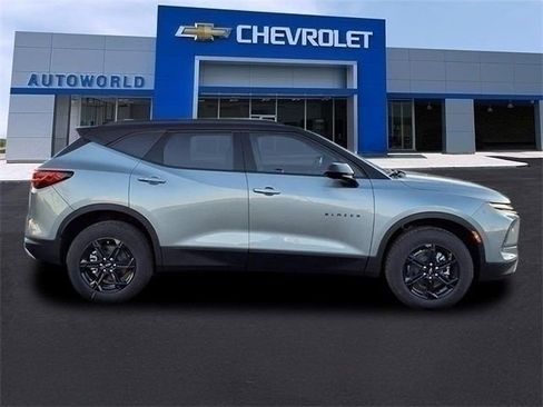 New 2026 GMC Terrain Elevation w/ Black Edition image 8