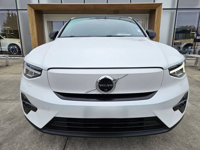 Used 2023 Volvo C40 P8 Recharge Ultimate AWD/4WD image 2