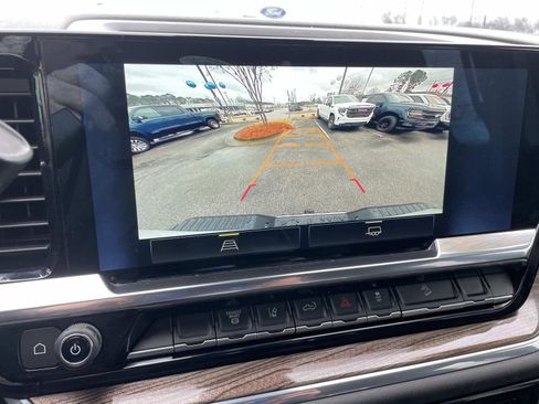 Used 2024 Chevrolet Silverado 2500 LT image 21