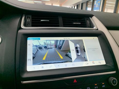 Used 2019 Jaguar E-PACE R-Dynamic HSE AWD/4WD image 14