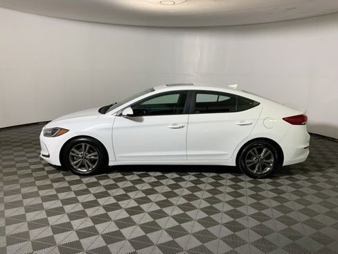 Used 2017 Hyundai Elantra Value Edition w/ Cargo Package image 12