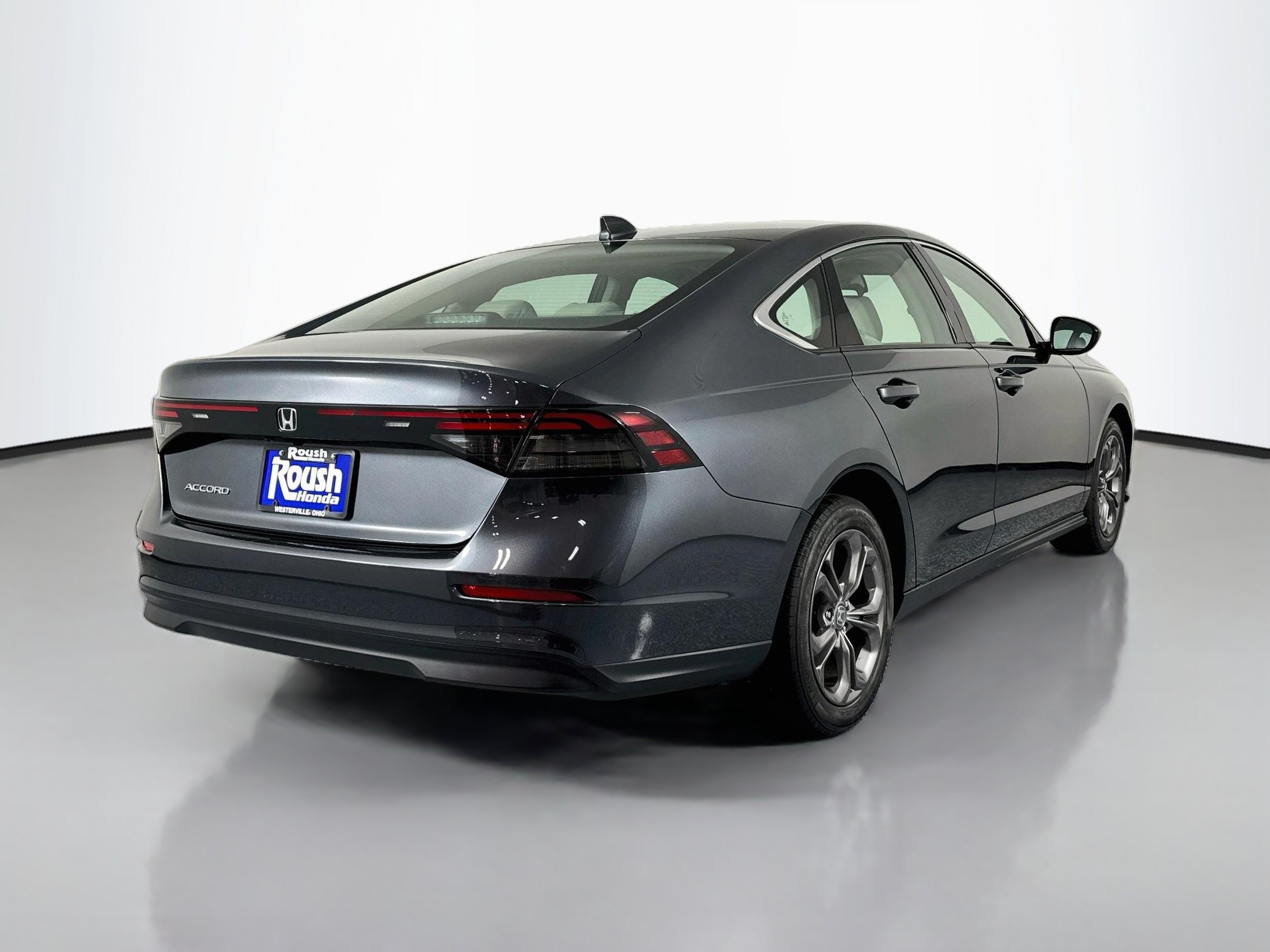 Certified 2024 Honda Accord EX image 5
