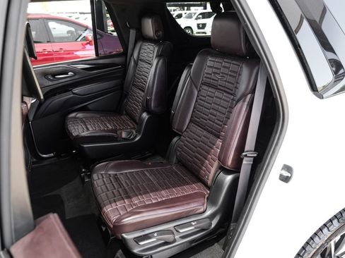 Used 2023 Cadillac Escalade Sport Platinum RWD image 42