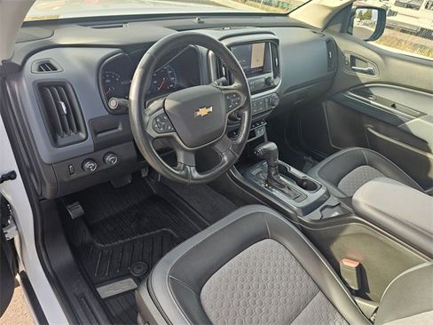 Used 2021 Chevrolet Colorado Z71 w/ Safety Package image 2