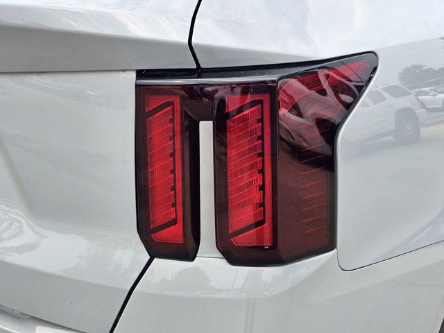Used 2025 Kia Sorento S w/ Panoramic Sunroof Package FWD image 9