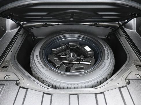 Used 2024 Rivian R1T Adventure image 25