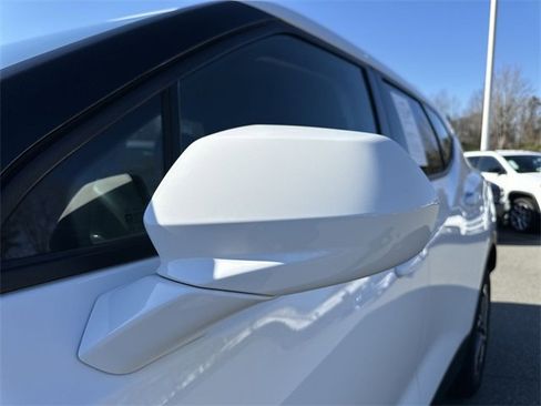 Used 2023 Chevrolet Blazer LT w/ Driver Confidence Package image 10