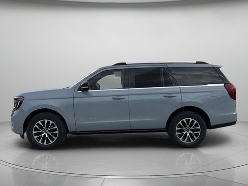 New 2025 Ford Expedition Platinum image 5