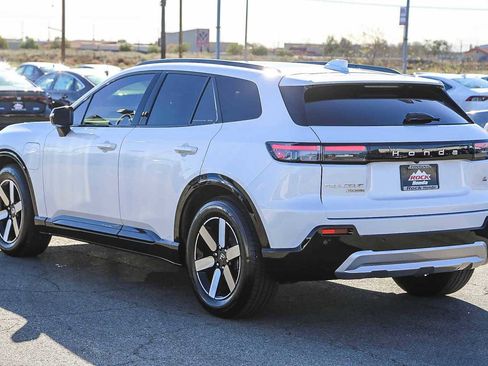 Certified 2025 Honda Prologue Touring image 8