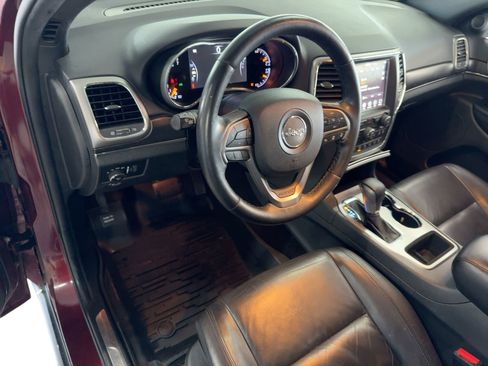 Used 2018 Jeep Grand Cherokee Limited image 4