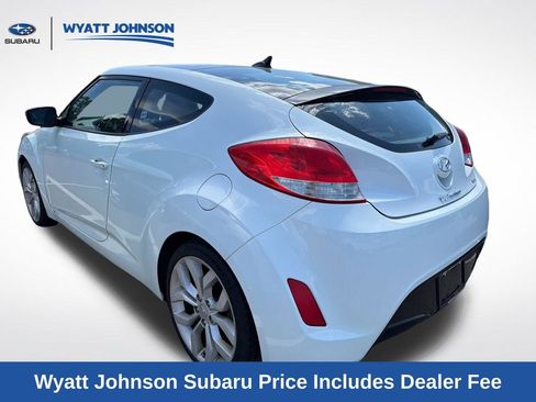 Used 2013 Hyundai Veloster w/ Style Pkg FWD image 3