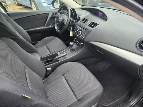 Used 2013 MAZDA MAZDA3 i Sport FWD image 9