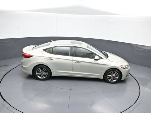 Used 2017 Hyundai Elantra Value Edition w/ Cargo Package FWD image 36