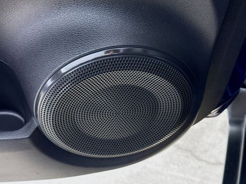 Used 2020 Nissan Kicks SV image 20