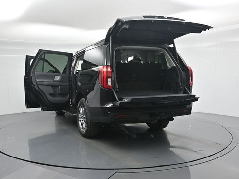 New 2025 Ford Expedition Active image 40