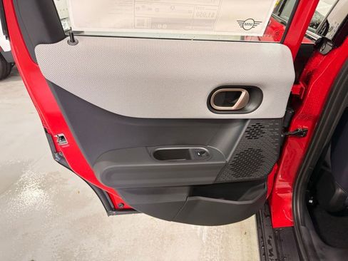 New 2026 MINI Cooper 4-Door Hardtop image 19