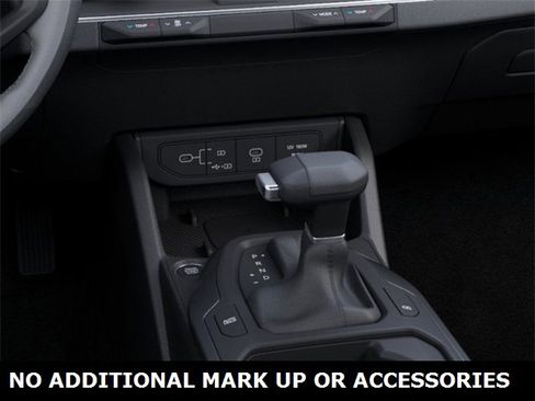 New 2025 Kia K4 EX image 23