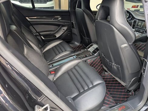 Used 2015 Porsche Panamera GTS w/ Premium Package Plus image 26