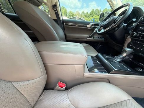 Used 2022 Lexus GX 460 Luxury w/ Sport Design Package AWD/4WD image 49