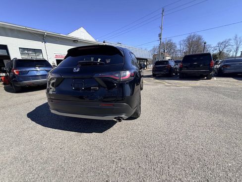 Used 2024 Honda HR-V Sport image 12