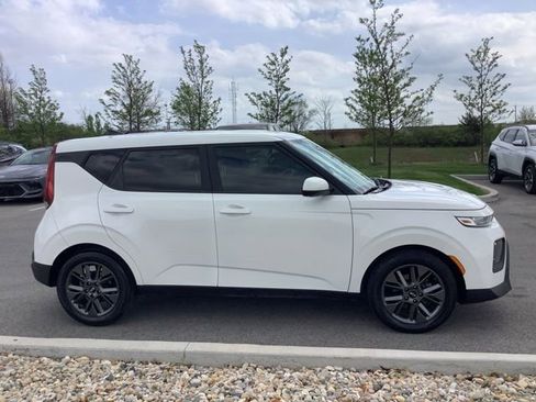 Used 2021 Kia Soul S image 4