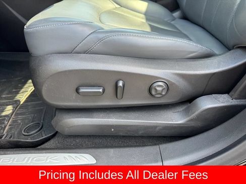 Used 2020 Buick Envision Premium AWD/4WD image 17