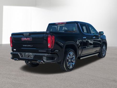 Used 2023 GMC Sierra 1500 Denali w/ Denali Reserve Package AWD/4WD image 5