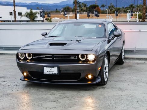 Used 2022 Dodge Challenger GT image 3