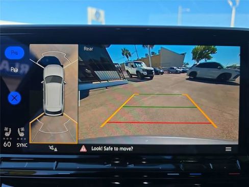 Used 2025 Volkswagen Atlas Cross Sport SEL Premium R-Line image 21