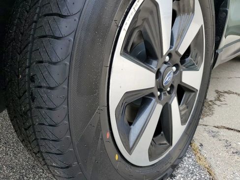 Used 2017 Subaru Forester 2.5i w/ Alloy Wheel Package image 27