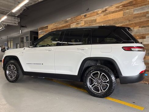 Used 2022 Jeep Grand Cherokee Trailhawk image 22