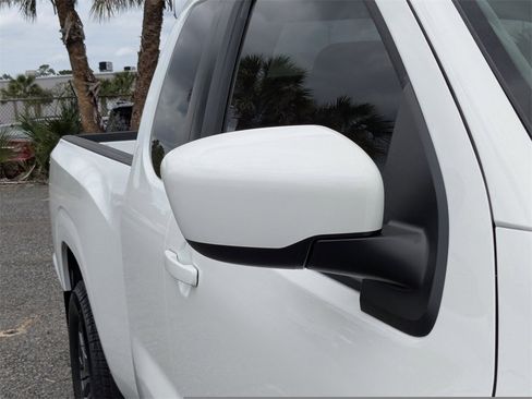 New 2025 Nissan Frontier SV image 11