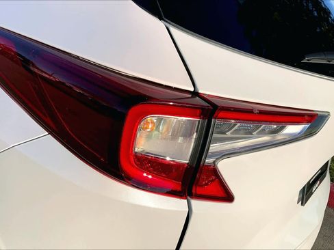 Certified 2025 Acura RDX SH-AWD image 28