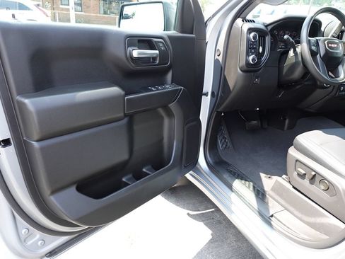 Used 2024 GMC Sierra 1500 Pro w/ Graphite Edition AWD/4WD image 14