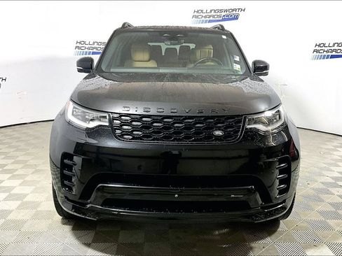 Used 2023 Land Rover Discovery HSE R-Dynamic AWD/4WD image 2