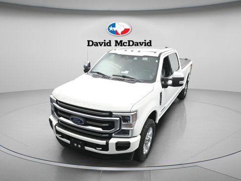 Used 2022 Ford F250 Platinum w/ FX4 Off-Road Package image 5