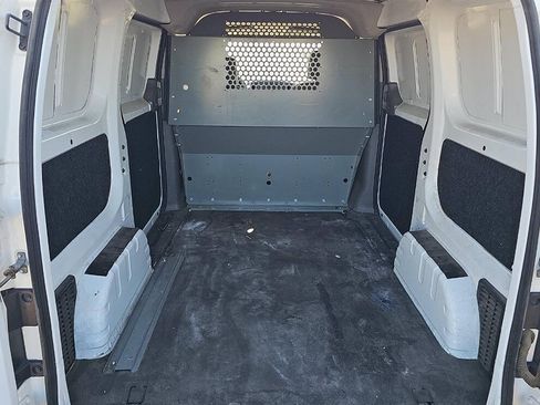Used 2019 Nissan NV200 SV w/ Navigation Package FWD image 8