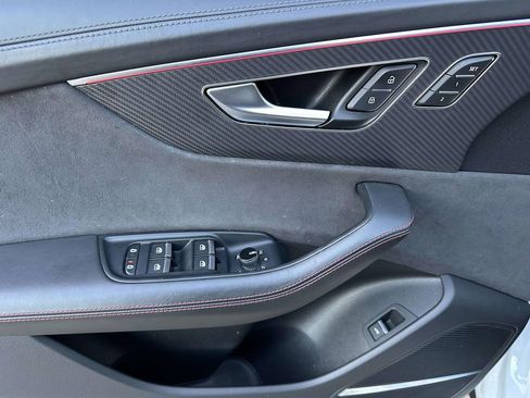 Used 2024 Audi RS Q8 image 16