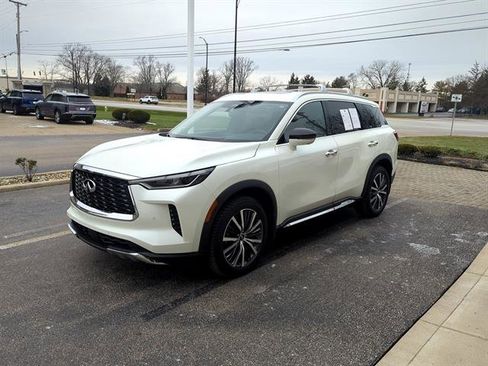 Used 2022 INFINITI QX60 Sensory w/ Vision Package image 3