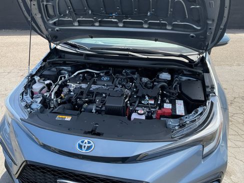 Used 2024 Toyota Corolla SE w/ SE Package FWD image 23