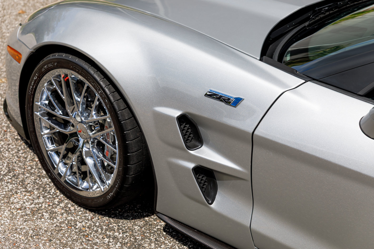 Used 2012 Chevrolet Corvette ZR1 w/ 3ZR Preferred Equipment Group RWD image 33
