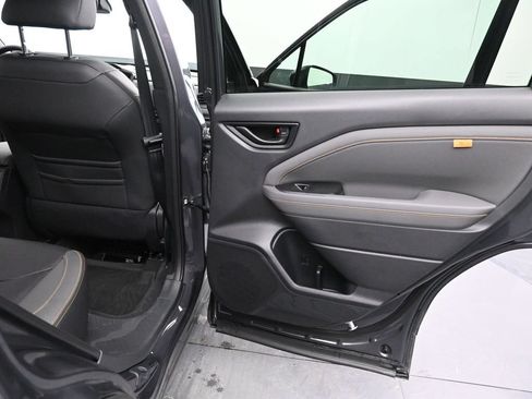 Used 2026 Subaru Forester Wilderness w/ Wilderness Package AWD/4WD image 23
