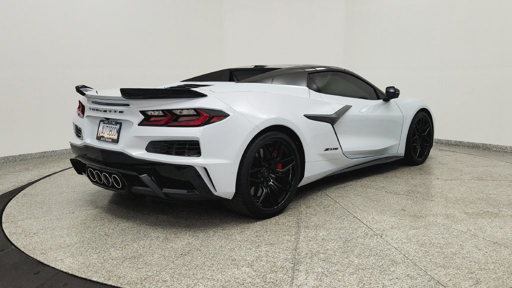 Used 2024 Chevrolet Corvette Z06 w/ Battery Protection Package RWD image 5