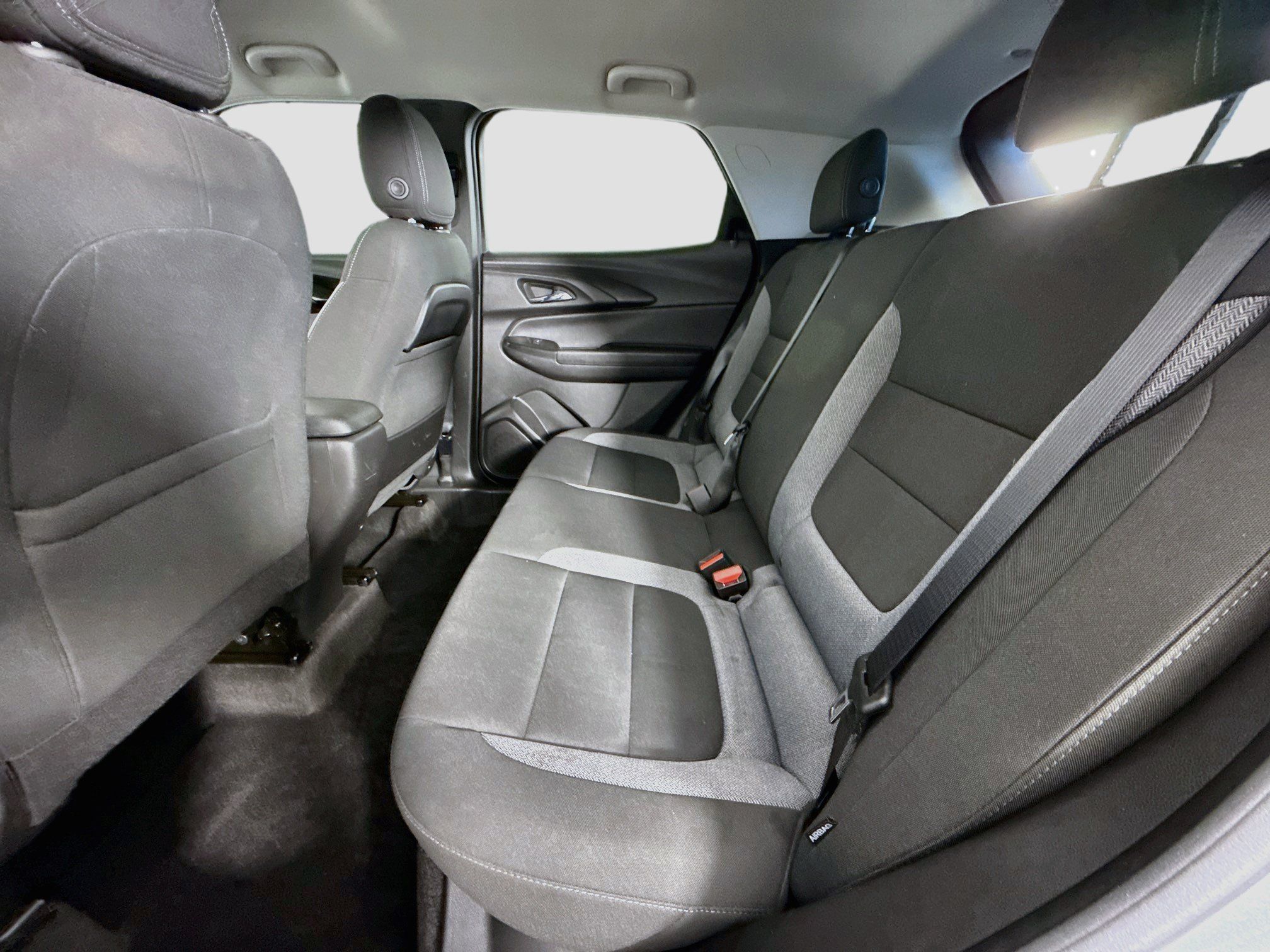 Used 2023 Chevrolet TrailBlazer LS FWD image 25