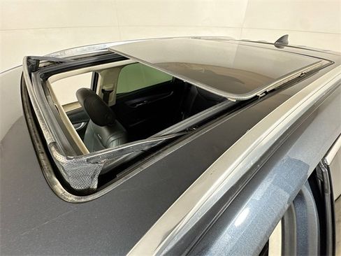 Used 2019 Cadillac XT5 Luxury image 21